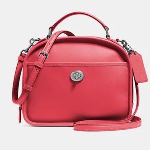 Coach Ted Linch Pail Bag- Original Glove-tanned Leather- removable strap- New